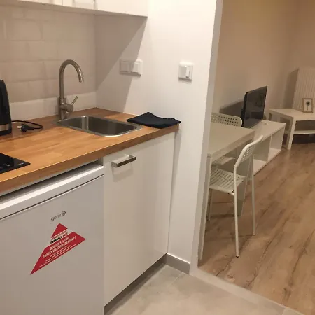 公寓 Studio Apartment *